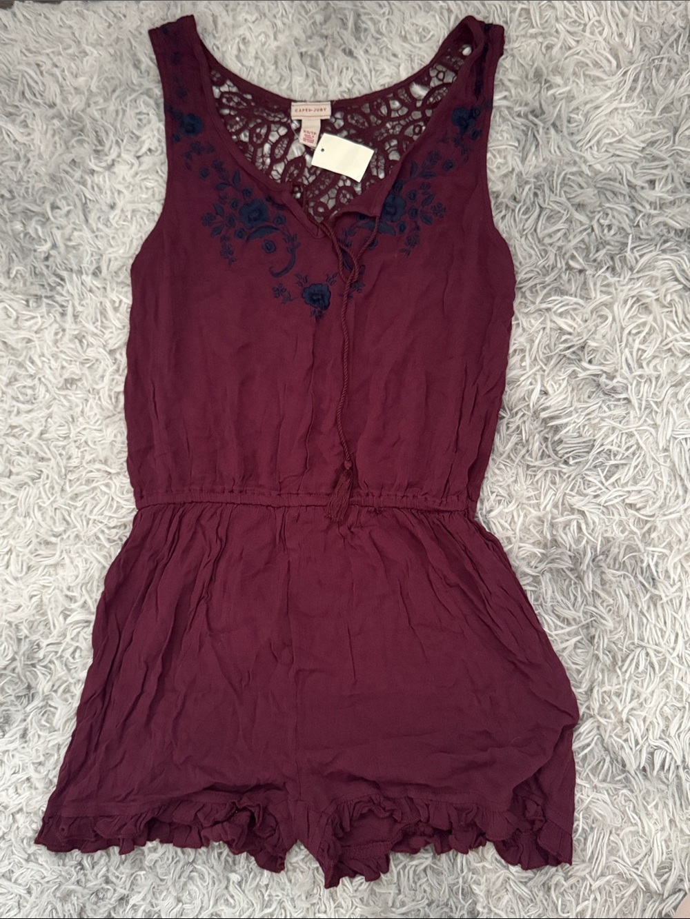Cape Juby Women's Burgundy Embroidered Sleeveless Romper (XS)
